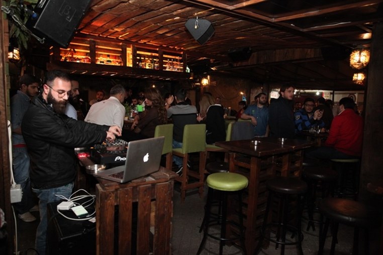 Fertil Pub on Saturday Night
